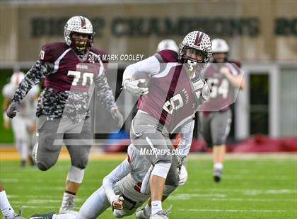 Thumbnail 2 in Round Rock vs. The Woodlands (UIL 6A Quarterfinal) photogallery.