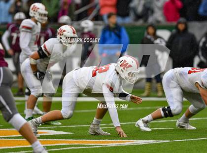 Thumbnail 2 in Round Rock vs. The Woodlands (UIL 6A Quarterfinal) photogallery.