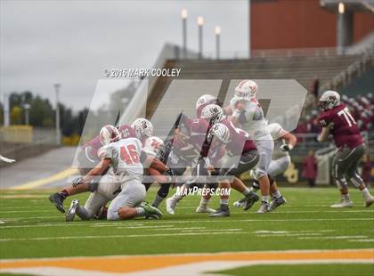 Thumbnail 2 in Round Rock vs. The Woodlands (UIL 6A Quarterfinal) photogallery.