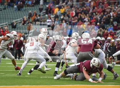 Thumbnail 2 in Round Rock vs. The Woodlands (UIL 6A Quarterfinal) photogallery.