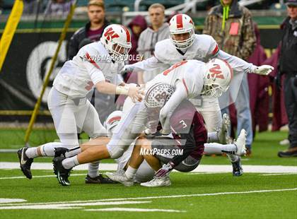 Thumbnail 2 in Round Rock vs. The Woodlands (UIL 6A Quarterfinal) photogallery.