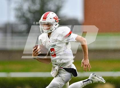 Thumbnail 1 in Round Rock vs. The Woodlands (UIL 6A Quarterfinal) photogallery.