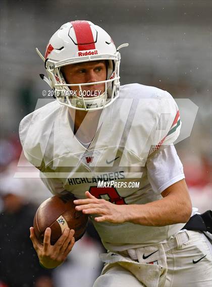 Thumbnail 2 in Round Rock vs. The Woodlands (UIL 6A Quarterfinal) photogallery.