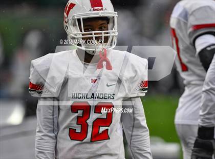 Thumbnail 2 in Round Rock vs. The Woodlands (UIL 6A Quarterfinal) photogallery.
