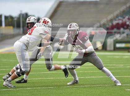Thumbnail 2 in Round Rock vs. The Woodlands (UIL 6A Quarterfinal) photogallery.