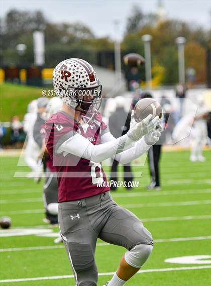 Thumbnail 3 in Round Rock vs. The Woodlands (UIL 6A Quarterfinal) photogallery.