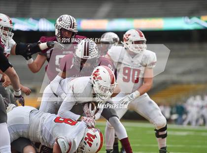 Thumbnail 3 in Round Rock vs. The Woodlands (UIL 6A Quarterfinal) photogallery.