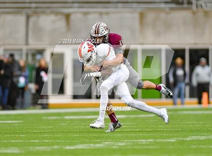 Thumbnail 1 in Round Rock vs. The Woodlands (UIL 6A Quarterfinal) photogallery.