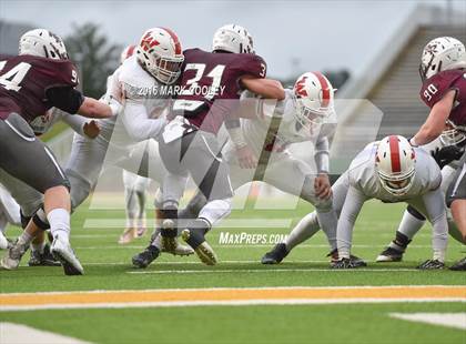 Thumbnail 3 in Round Rock vs. The Woodlands (UIL 6A Quarterfinal) photogallery.