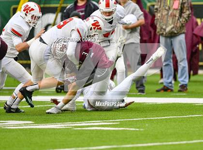 Thumbnail 3 in Round Rock vs. The Woodlands (UIL 6A Quarterfinal) photogallery.