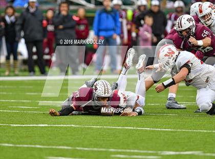 Thumbnail 3 in Round Rock vs. The Woodlands (UIL 6A Quarterfinal) photogallery.