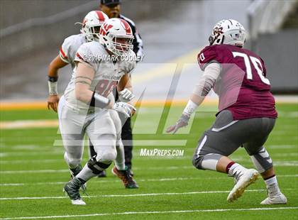 Thumbnail 1 in Round Rock vs. The Woodlands (UIL 6A Quarterfinal) photogallery.
