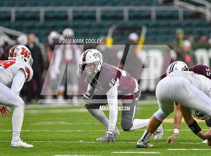 Thumbnail 2 in Round Rock vs. The Woodlands (UIL 6A Quarterfinal) photogallery.