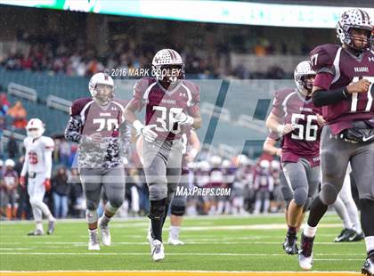 Thumbnail 1 in Round Rock vs. The Woodlands (UIL 6A Quarterfinal) photogallery.