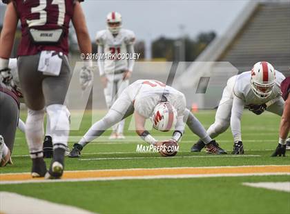 Thumbnail 3 in Round Rock vs. The Woodlands (UIL 6A Quarterfinal) photogallery.