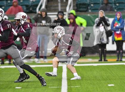 Thumbnail 3 in Round Rock vs. The Woodlands (UIL 6A Quarterfinal) photogallery.