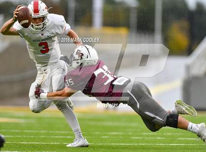 Thumbnail 2 in Round Rock vs. The Woodlands (UIL 6A Quarterfinal) photogallery.