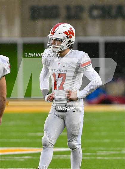 Thumbnail 2 in Round Rock vs. The Woodlands (UIL 6A Quarterfinal) photogallery.