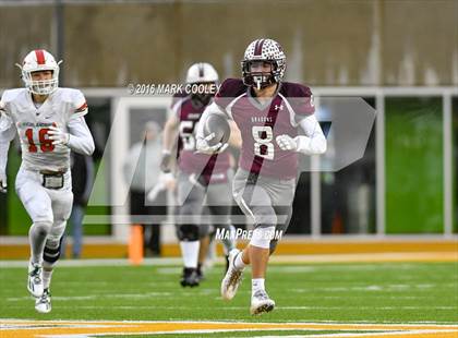Thumbnail 1 in Round Rock vs. The Woodlands (UIL 6A Quarterfinal) photogallery.