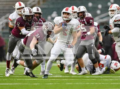 Thumbnail 3 in Round Rock vs. The Woodlands (UIL 6A Quarterfinal) photogallery.