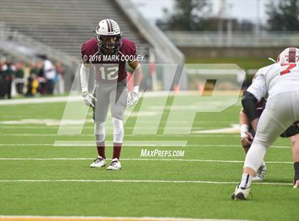 Thumbnail 3 in Round Rock vs. The Woodlands (UIL 6A Quarterfinal) photogallery.