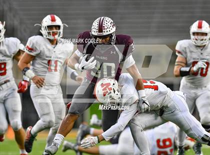 Thumbnail 1 in Round Rock vs. The Woodlands (UIL 6A Quarterfinal) photogallery.