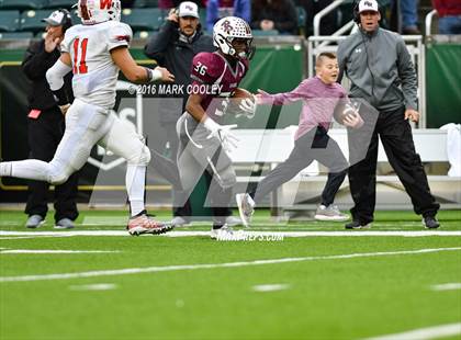 Thumbnail 3 in Round Rock vs. The Woodlands (UIL 6A Quarterfinal) photogallery.