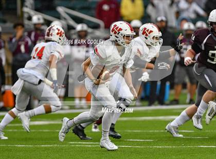 Thumbnail 1 in Round Rock vs. The Woodlands (UIL 6A Quarterfinal) photogallery.
