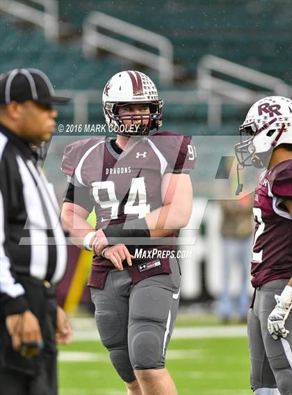 Thumbnail 1 in Round Rock vs. The Woodlands (UIL 6A Quarterfinal) photogallery.
