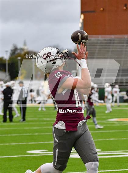 Thumbnail 2 in Round Rock vs. The Woodlands (UIL 6A Quarterfinal) photogallery.