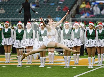 Thumbnail 2 in Round Rock vs. The Woodlands (UIL 6A Quarterfinal) photogallery.