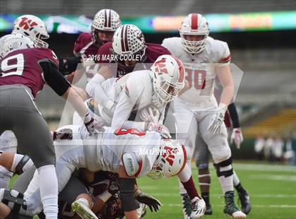 Thumbnail 1 in Round Rock vs. The Woodlands (UIL 6A Quarterfinal) photogallery.