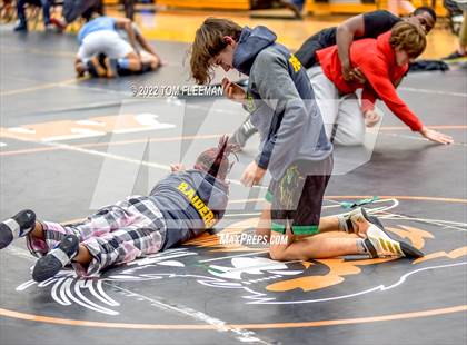 Thumbnail 1 in Shawnee Mission District Meet photogallery.