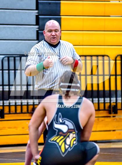 Thumbnail 1 in Shawnee Mission District Meet photogallery.