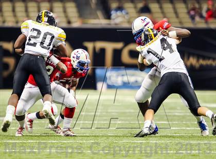 Thumbnail 3 in University Lab vs. Curtis (LHSAA D2 Final) photogallery.