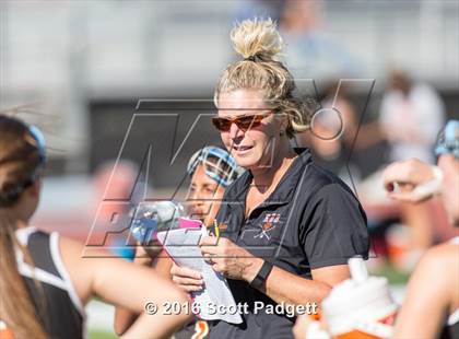 Thumbnail 2 in Great Oak vs. Escondido photogallery.