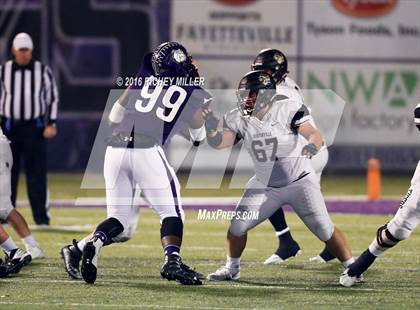 Thumbnail 1 in Bentonville vs. Fayetteville (AAA 7A Semifinall) photogallery.