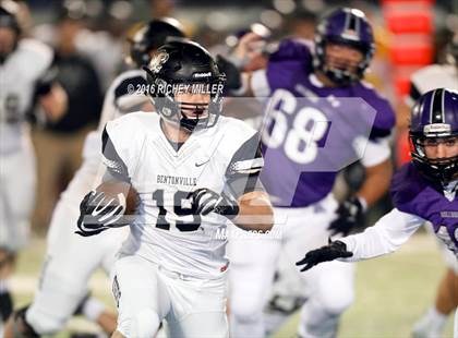 Thumbnail 2 in Bentonville vs. Fayetteville (AAA 7A Semifinall) photogallery.