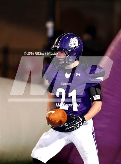 Thumbnail 1 in Bentonville vs. Fayetteville (AAA 7A Semifinall) photogallery.