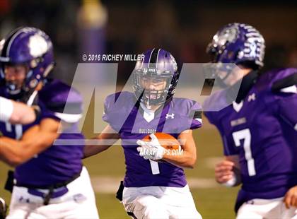 Thumbnail 1 in Bentonville vs. Fayetteville (AAA 7A Semifinall) photogallery.