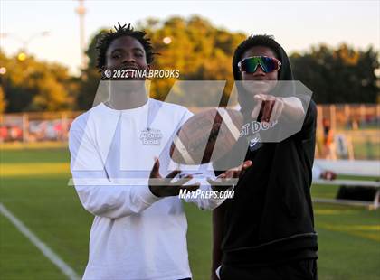 Thumbnail 3 in Jacksonville @ New Bern photogallery.