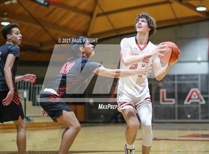 Thumbnail 3 in Del Valle @ Lake Travis photogallery.