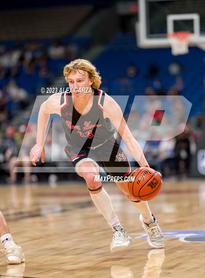 Thumbnail 3 in Lipan vs New Home (UIL 2A Basketball Semifinal) photogallery.