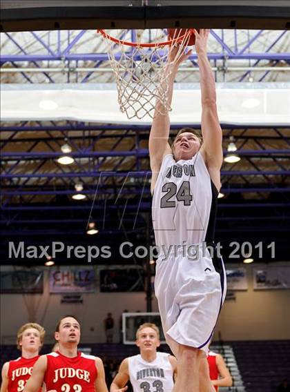 Thumbnail 3 in Judge Memorial @ Riverton photogallery.
