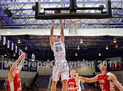 Thumbnail 2 in Judge Memorial @ Riverton photogallery.