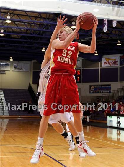 Thumbnail 3 in Judge Memorial @ Riverton photogallery.