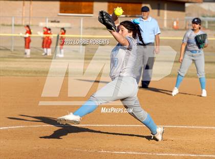 Thumbnail 2 in Lemoore vs. South photogallery.