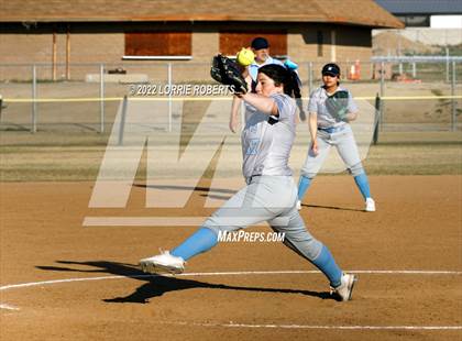 Thumbnail 3 in Lemoore vs. South photogallery.