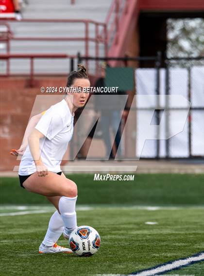 Thumbnail 2 in Mountain Vista vs Legend photogallery.