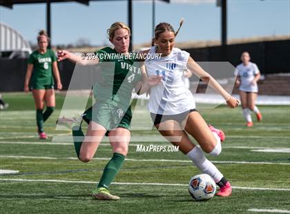 Thumbnail 2 in Mountain Vista vs Legend photogallery.